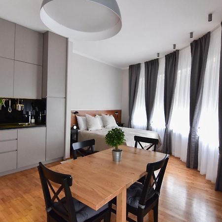 Karlo Main Square Apartments Zagreb Ngoại thất bức ảnh