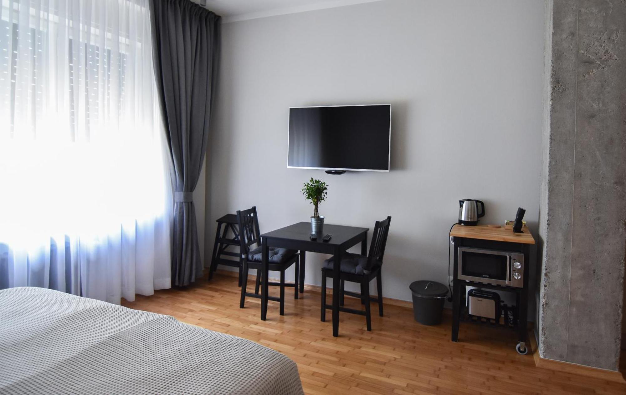 Karlo Main Square Apartments Zagreb Ngoại thất bức ảnh