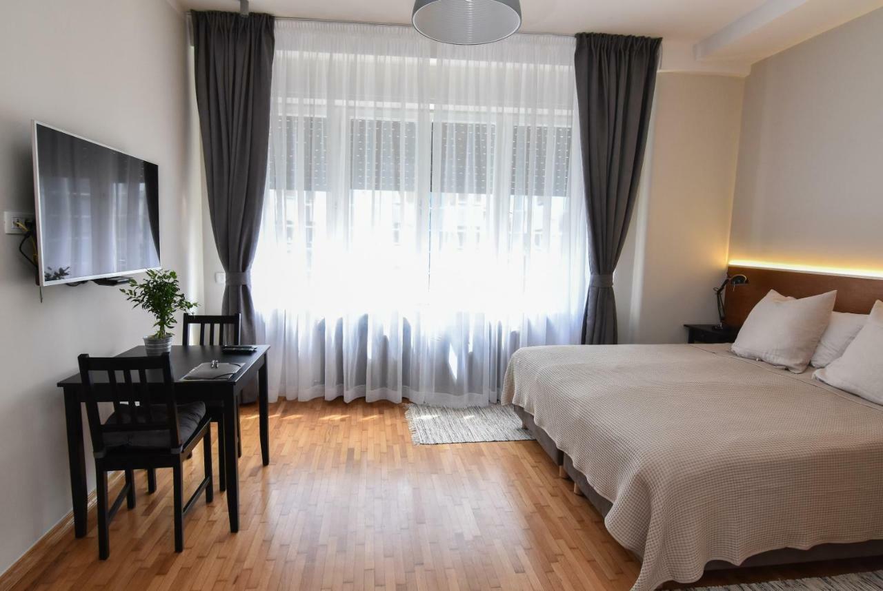 Karlo Main Square Apartments Zagreb Ngoại thất bức ảnh