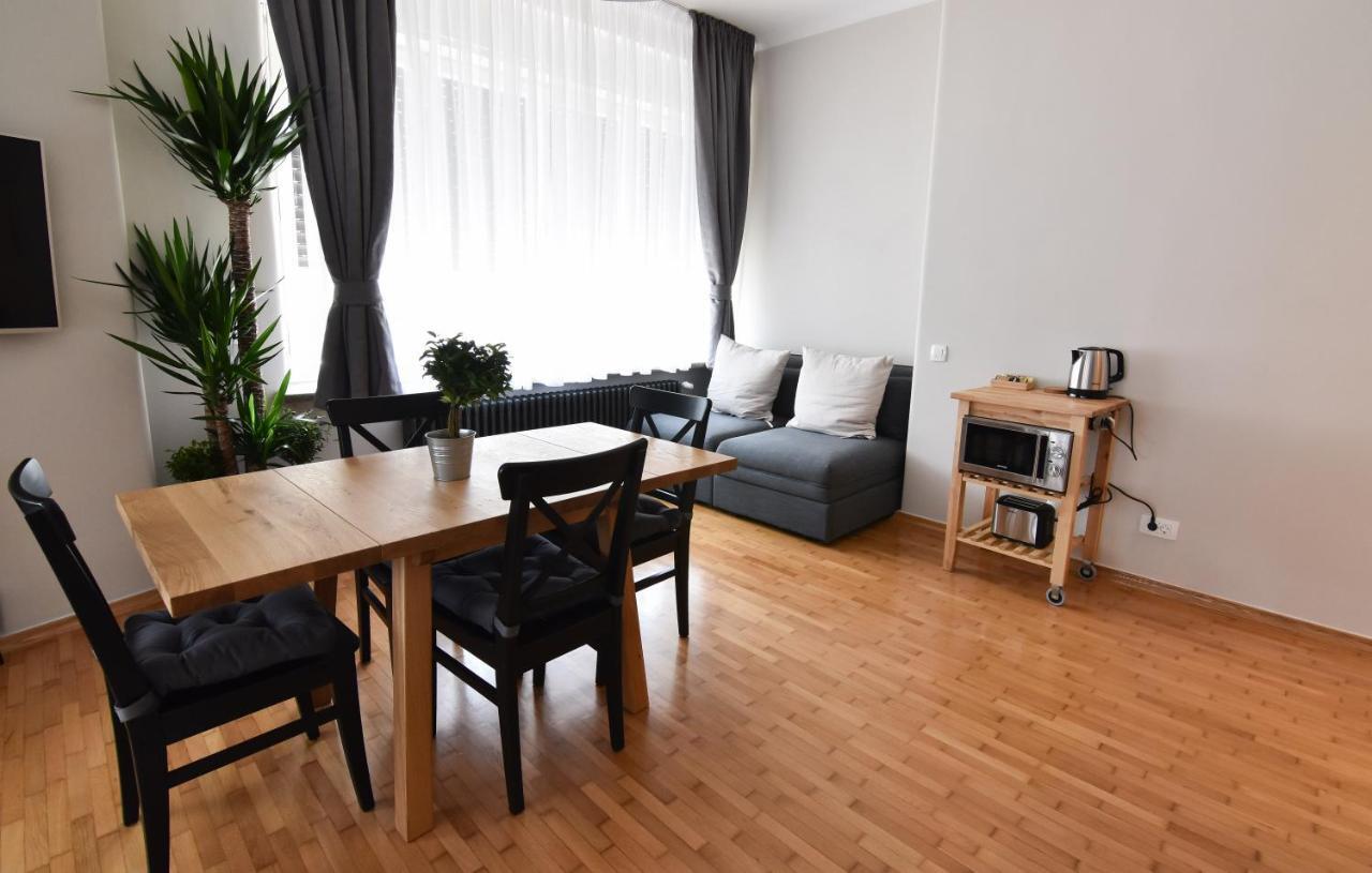 Karlo Main Square Apartments Zagreb Ngoại thất bức ảnh